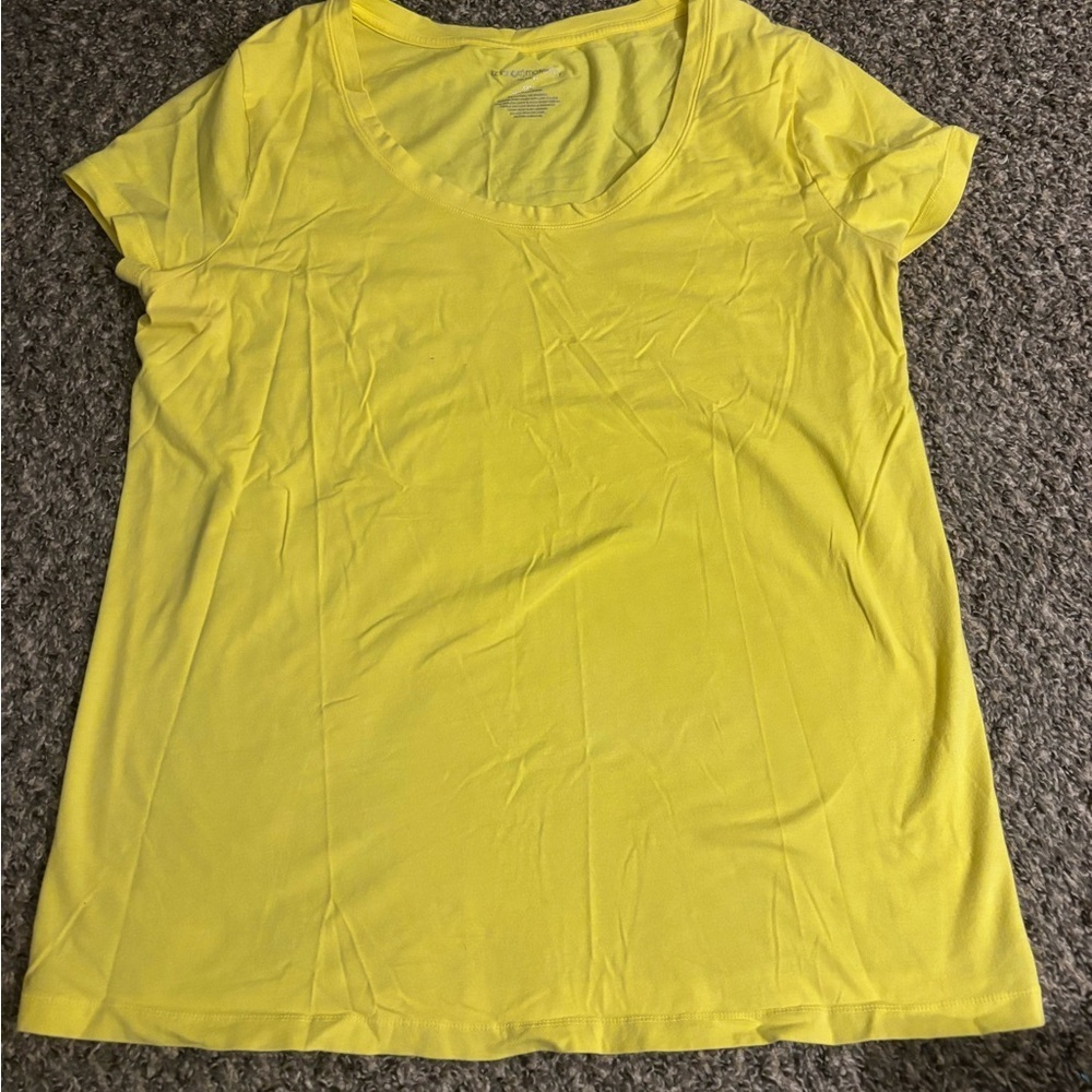 Liz Lange XXL Bright Yellow Short Sleeve Tee